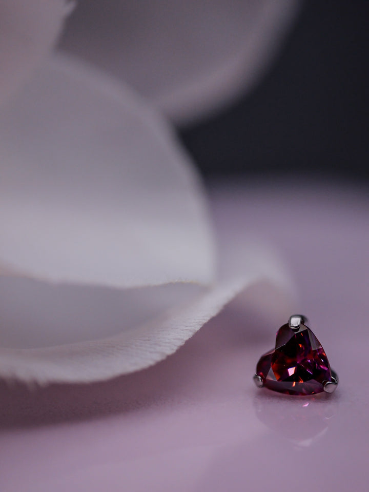 dark red heart shaped prong threadless end for body piercings