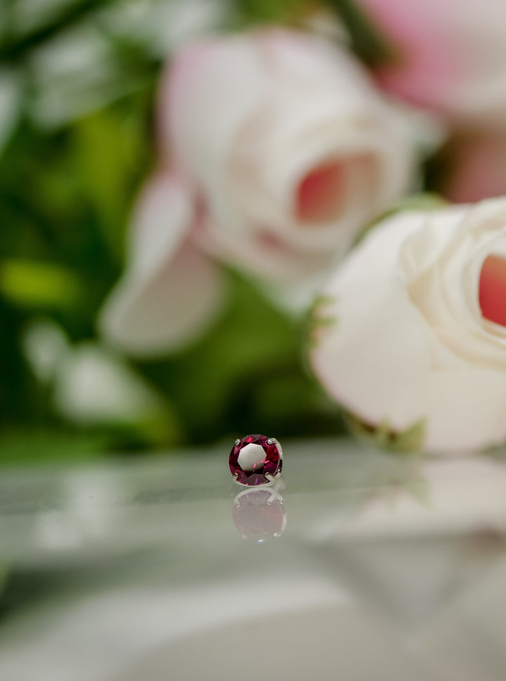 Swarovski Ruby  - theadless end  - perfect for lobe, conch, tragus, lip, flat and medusa