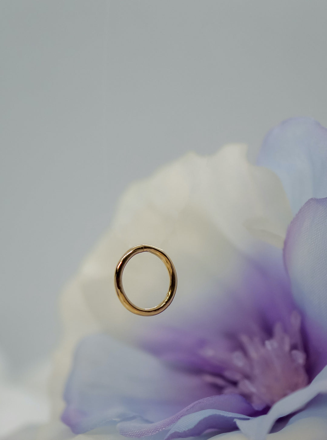 yellow gold seamless seam ring by buddha 